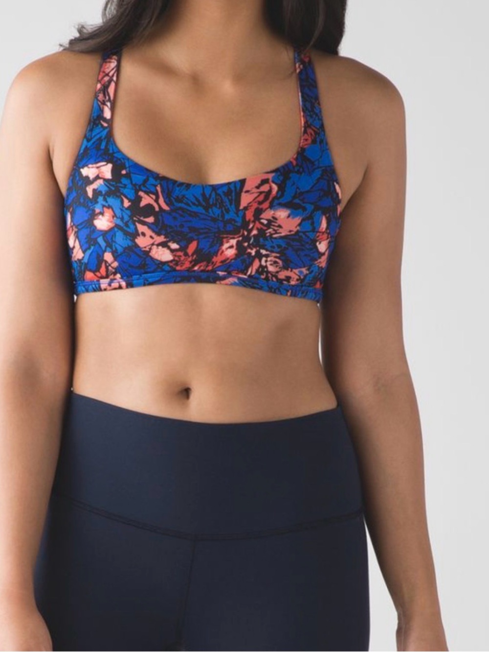 LULULEMON Free To Be Bra (Wild)
Mini Paint Storm Harbor Blue Multi Size 10